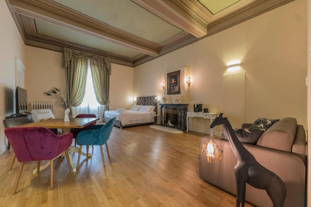 Aldrovandi Luxury Suites And Apartment Bologna Ngoại thất bức ảnh