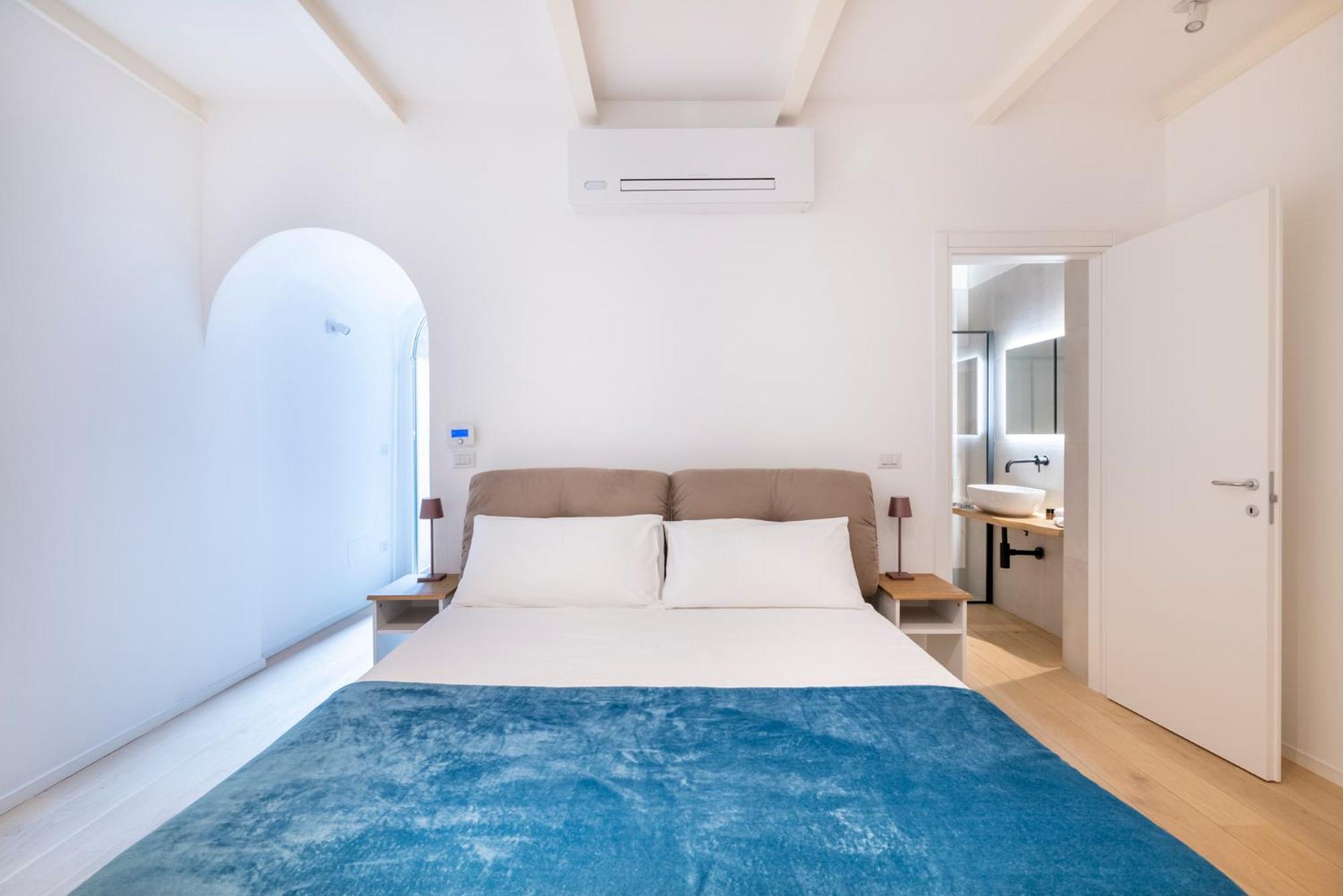Aldrovandi Luxury Suites And Apartment Bologna Ngoại thất bức ảnh