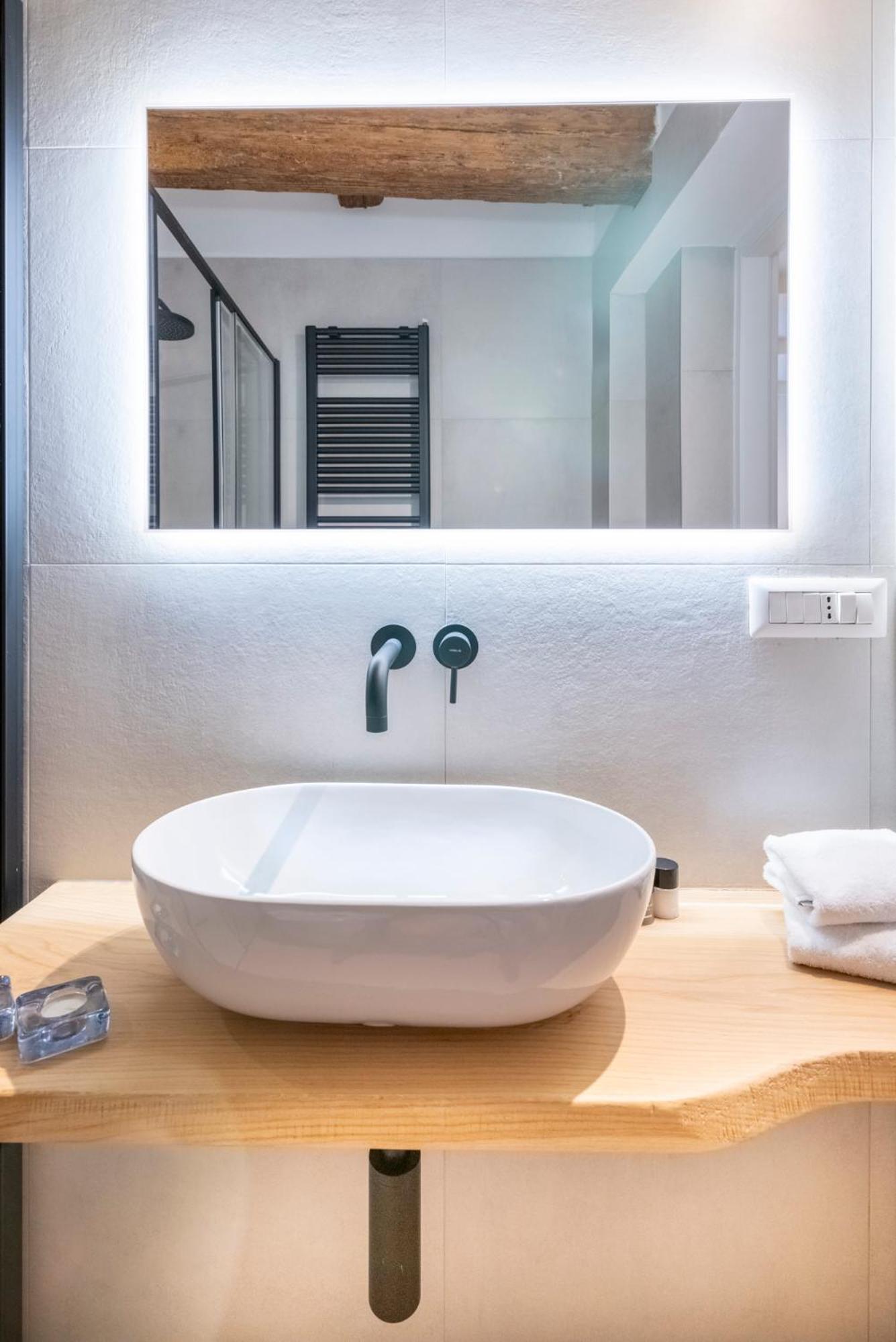 Aldrovandi Luxury Suites And Apartment Bologna Ngoại thất bức ảnh