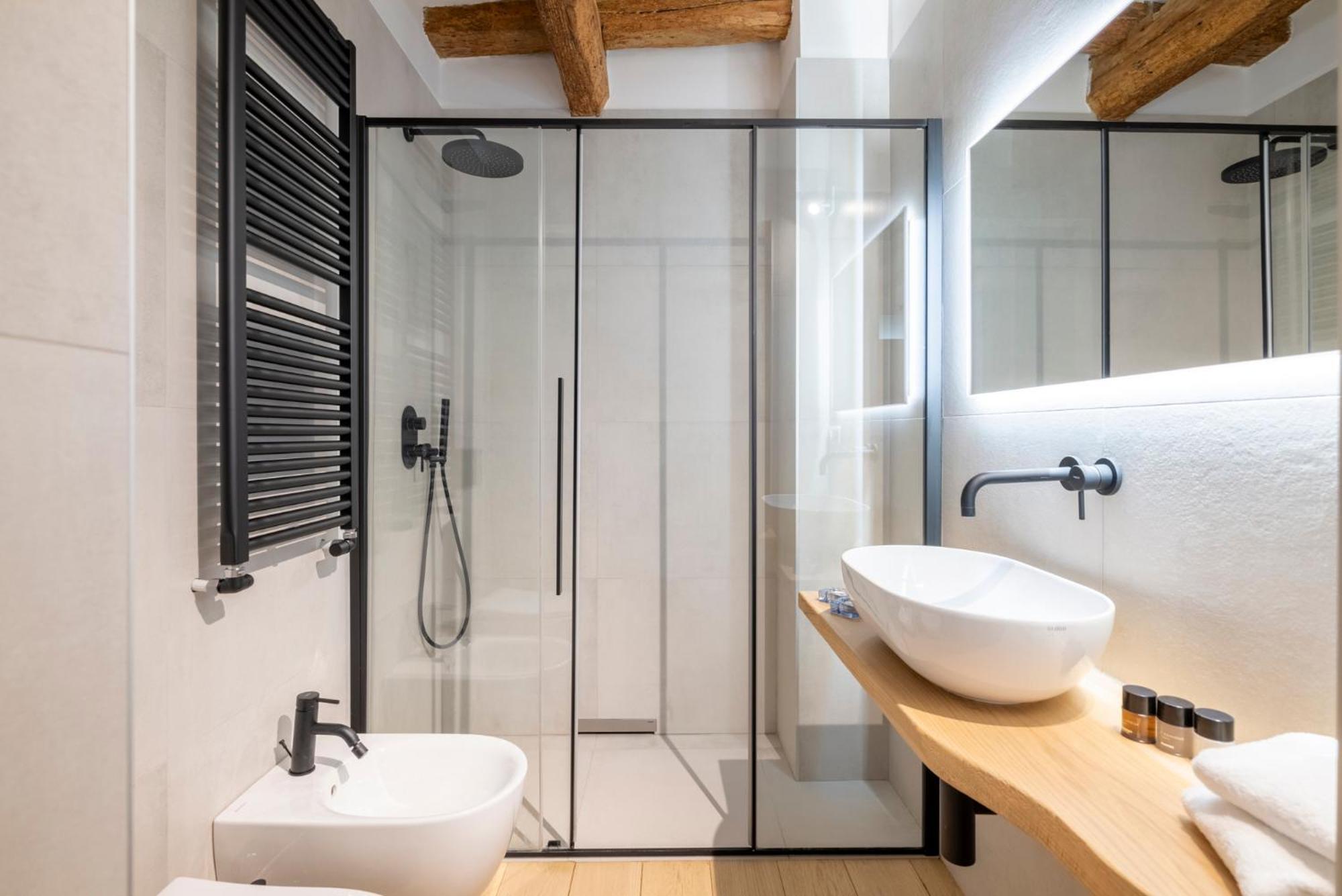Aldrovandi Luxury Suites And Apartment Bologna Ngoại thất bức ảnh